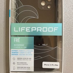 Life proof fre case for apple iPhone 11 Pro Max